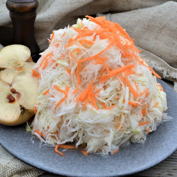 Капуста квашенная с антоновкой