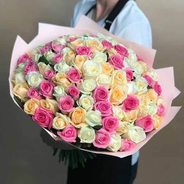 Букет из роз нежный микс 101 шт. (50 см)