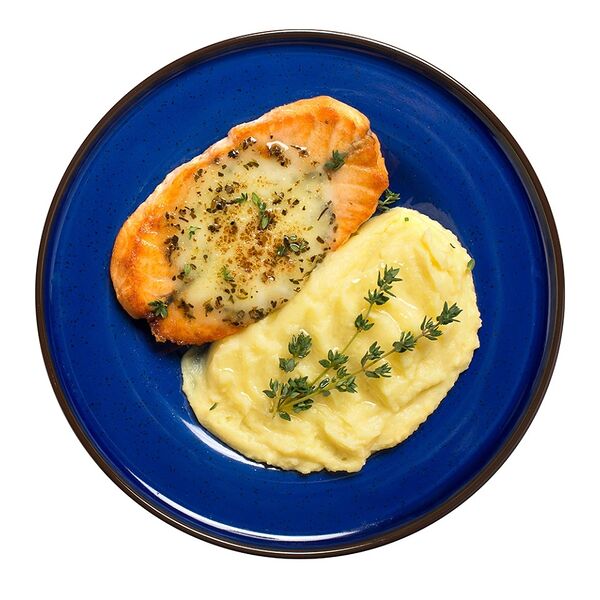 Медальон из лосося атлантического (сёмги) жареный с картофельным пюре