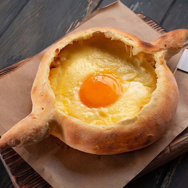 Аджарский фирменный хачапури