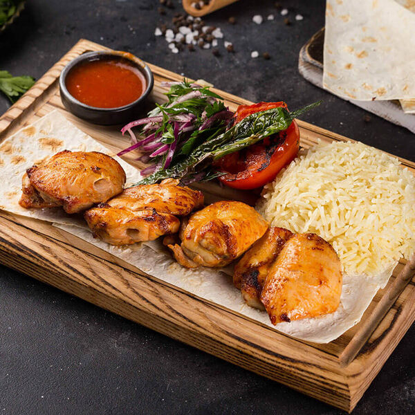 Филе куриного бедра с гарниром