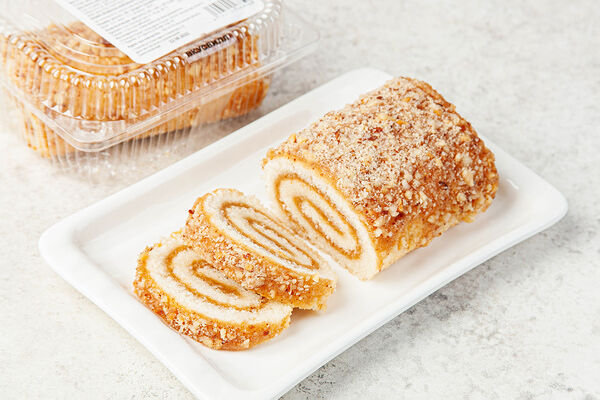 Рулет бисквитный с яблочной начинкой