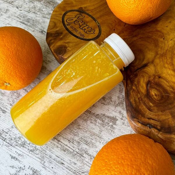 Свежевыжатый апельсиновый сок