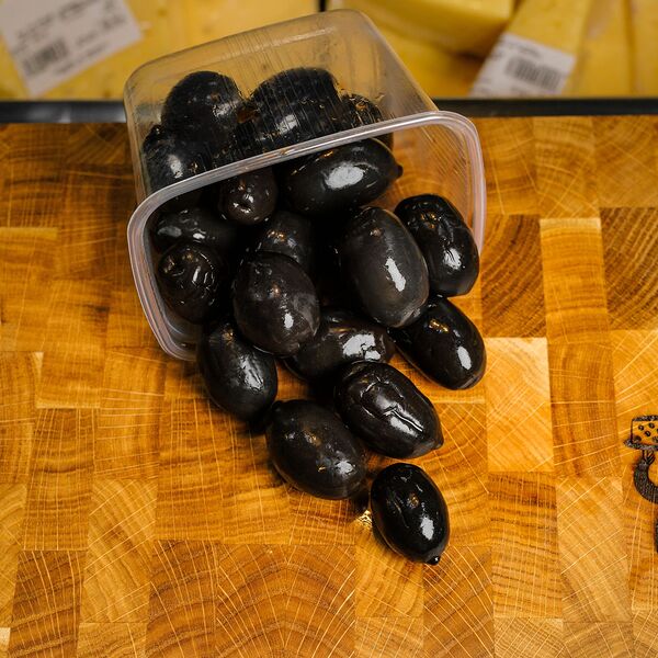 Маслины гигант с косточкой