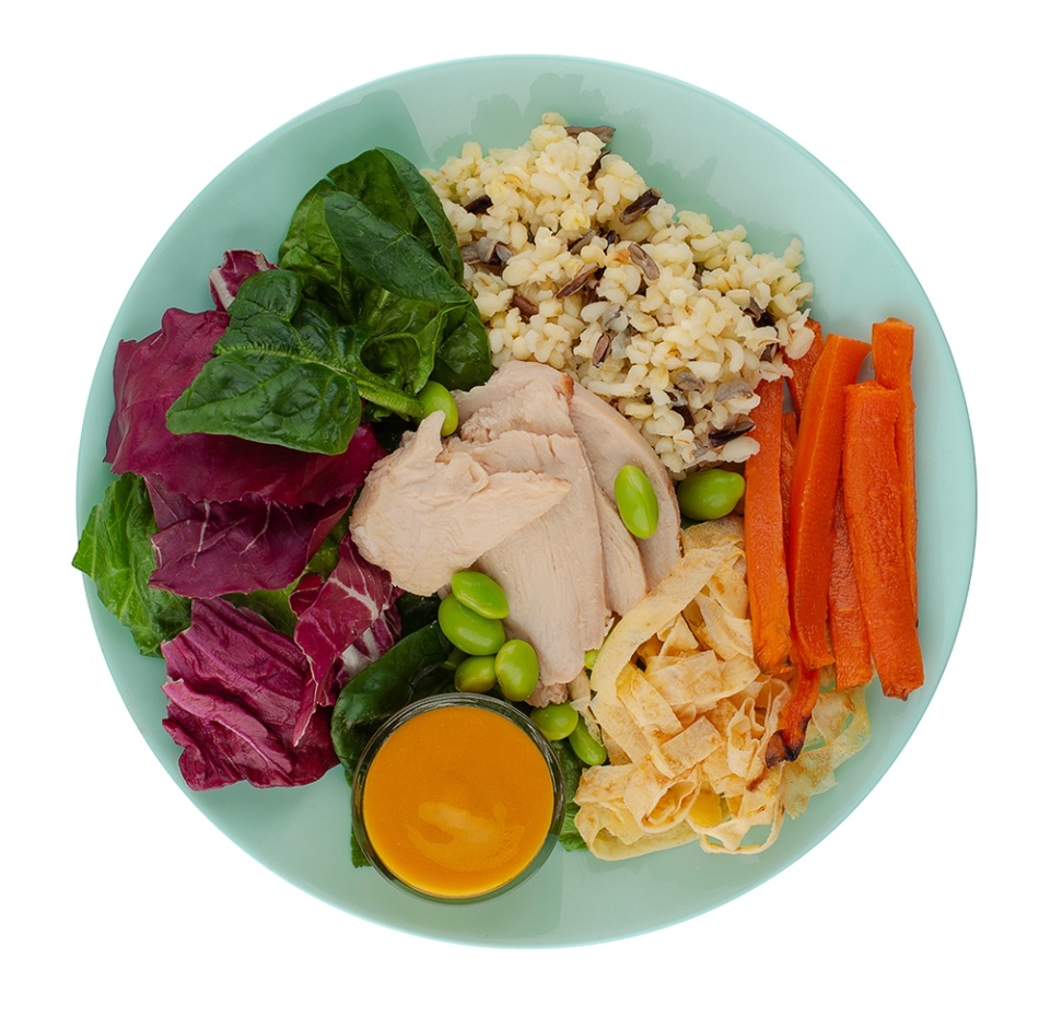 

Салат с куриной грудкой конфи, нежнейшим тонким омлетом и мангово-горчичной заправкой Уже Готово