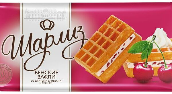 Вафли Шарлиз мягкие со взбитыми сливками и вишней, 150г