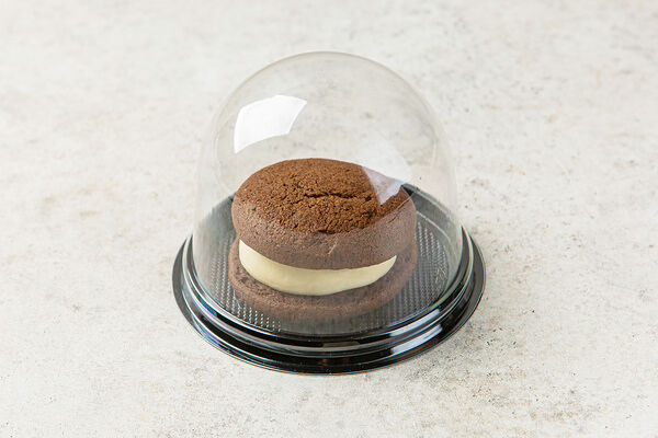 Пирожное Ореон с творожным кремом, кафе