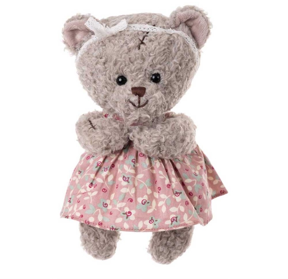 

Игрушка мягкая Медвежонок Eleonore Bukowski 25 см 1 шт. дизайн в ассортименте