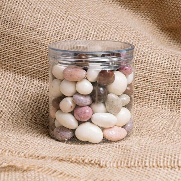 Шоколадное драже с миндалём