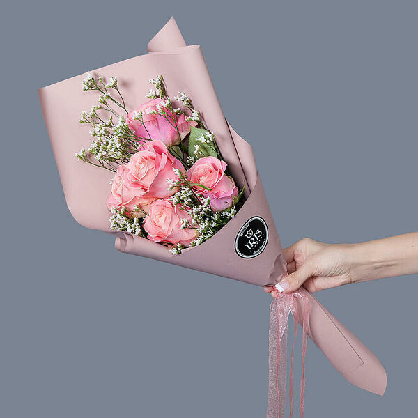 Монобукет из 5 Роз Hermosa в упаковке