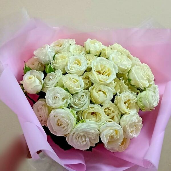 Букет кустовых роз