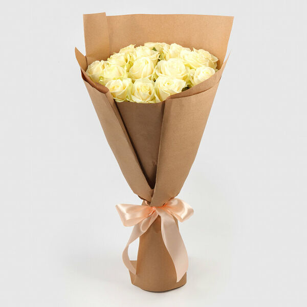 Букет 15 роз Прекрасная незнакомка 60 см