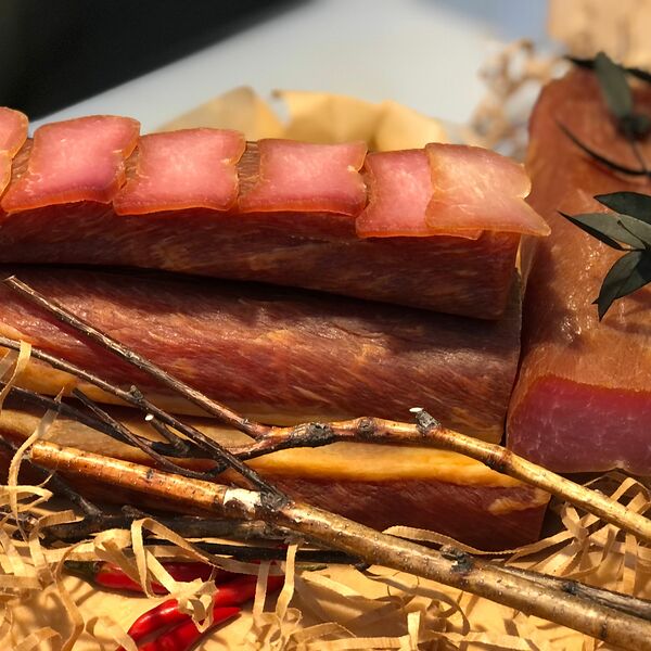 Балык пресованный сырокопченый на развес