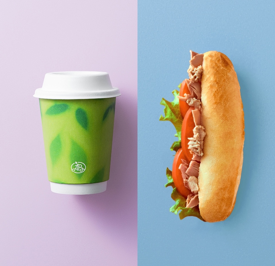 

Сэндвич с тунцом и помидорами + Капучино с миндальным молоком 300мл Россия