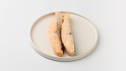 Лосось атлантический семга филе на коже на гриле