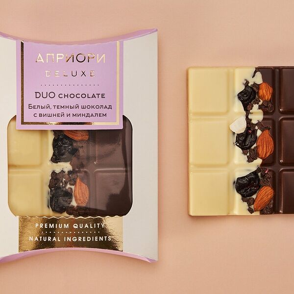 Априори Deluxe белый шоколад, тёмный шоколад с вишней и миндалём