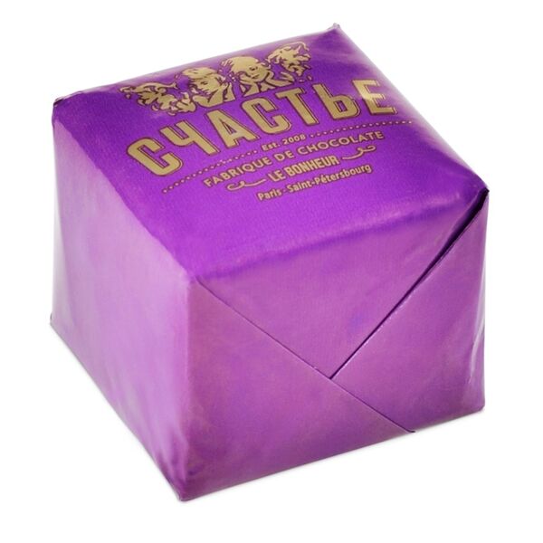 Конфета Счастье Пралине с черносливом и грецким орехом в темном шоколаде