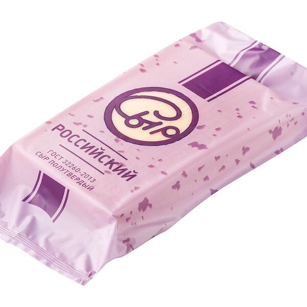 Сыр полутвёрдый Русские традиции российский 50%