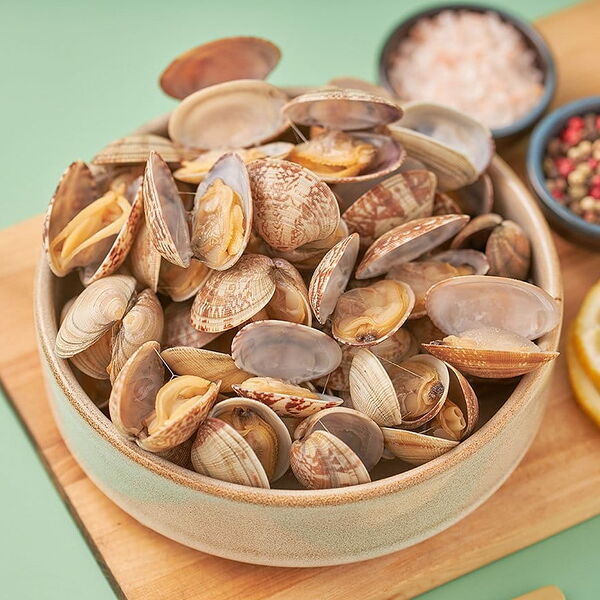 Вонголе в раковинах