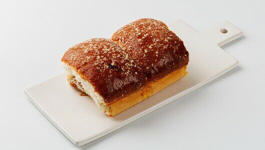 Булочки сдобные с изюмом, 2 шт