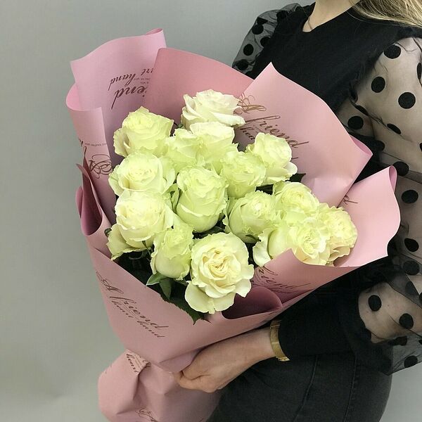 Букет из белых роз