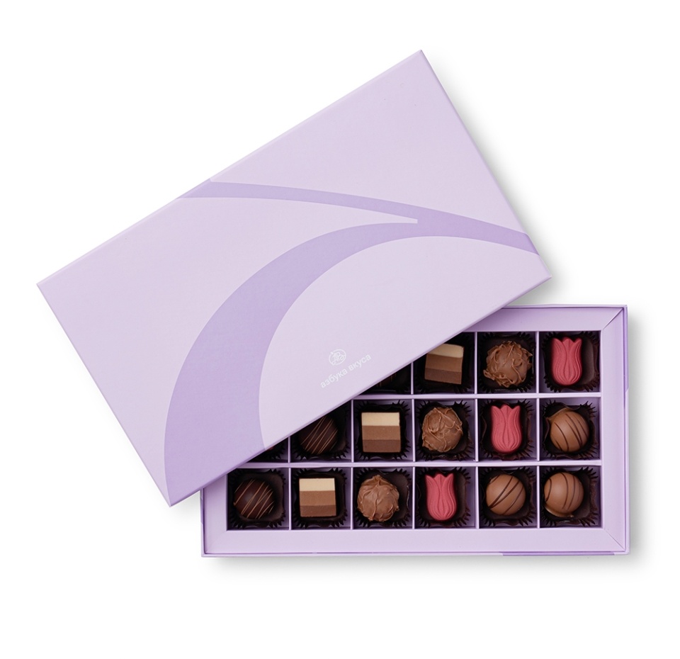 

Набор шоколадных конфет «8 марта», «Азбука вкуса Selection», 18 шт., 245 г, Россия