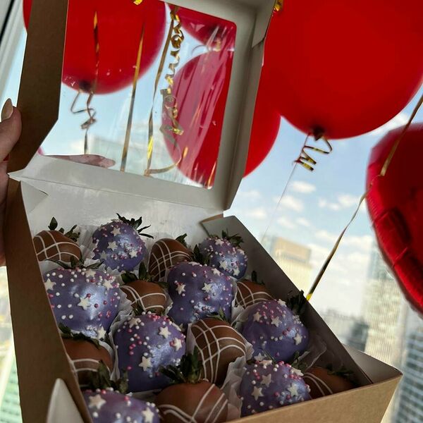 Клубника в шоколаде 