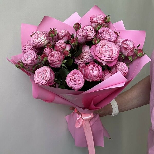 Монобукет из кустовых роз «яркость»