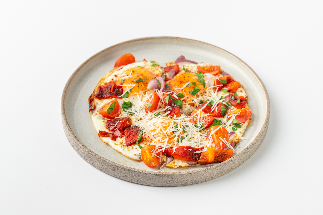 

Овощная яичница с черри, сладким перцем и луком 195 г