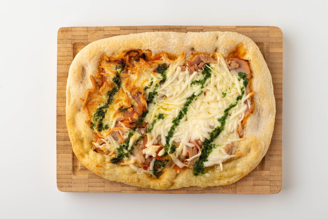 

Пицца римская Ветчина с соусом песто замороженная 330 г