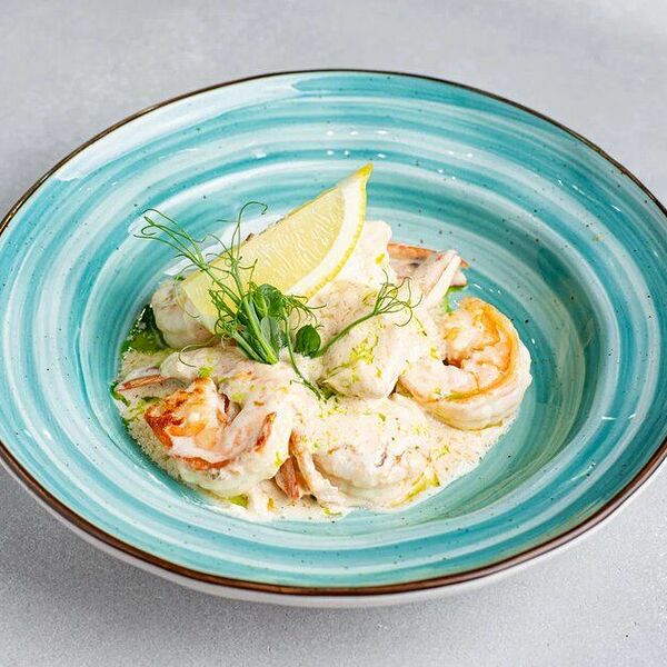 Тигровые креветки в сливочном соусе