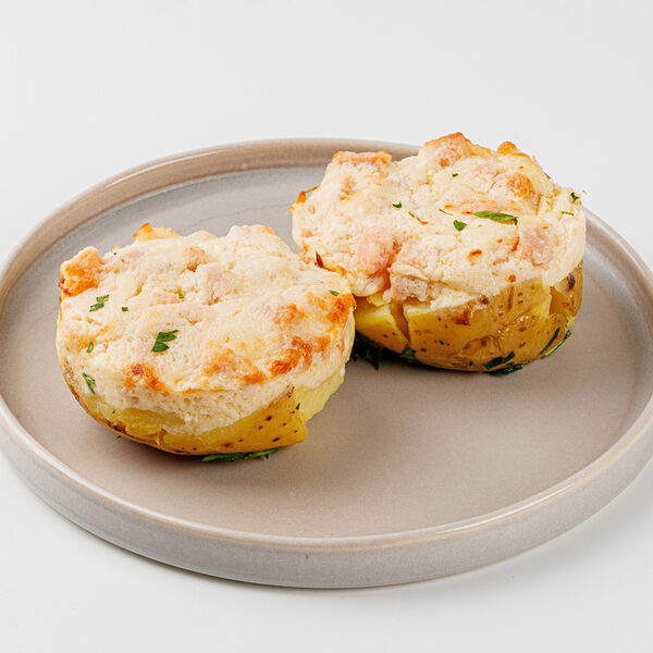 Картофель запеченный с ветчиной куриной под сыром