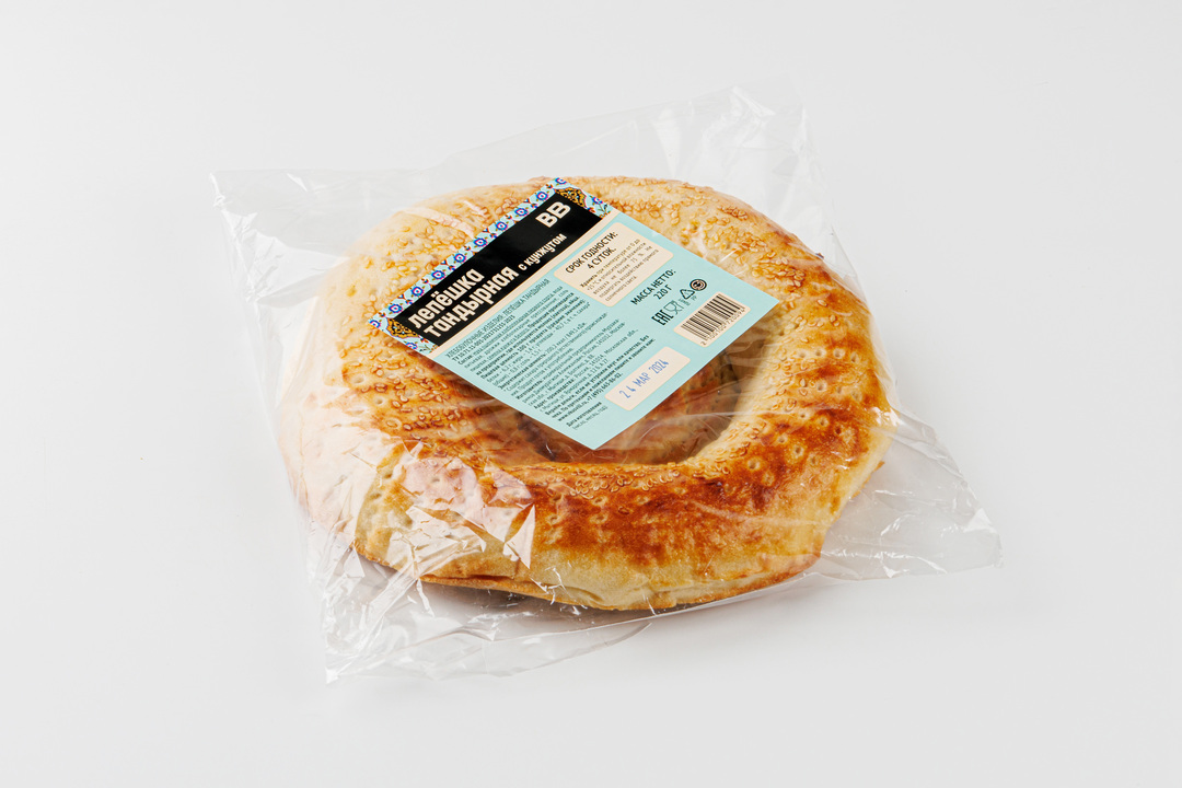 

Лепешка тандырная с кунжутом