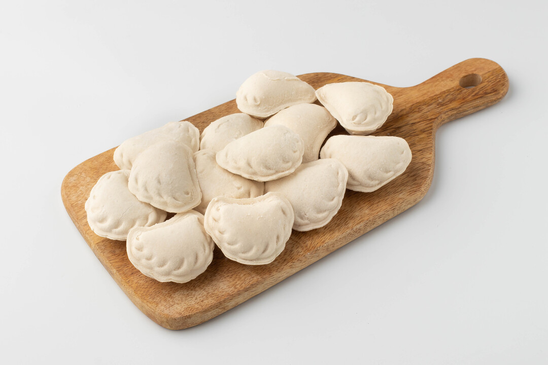 

Вареники с картофелем и луком замороженные вес