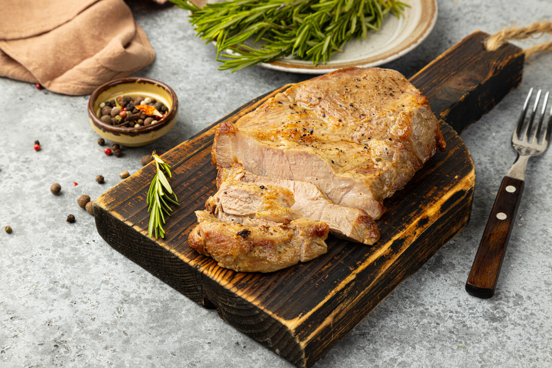 

Стейк из свиной шеи вес