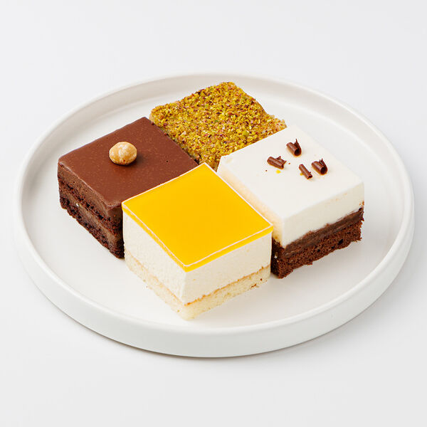 Ассорти пирожных 4 вкуса 