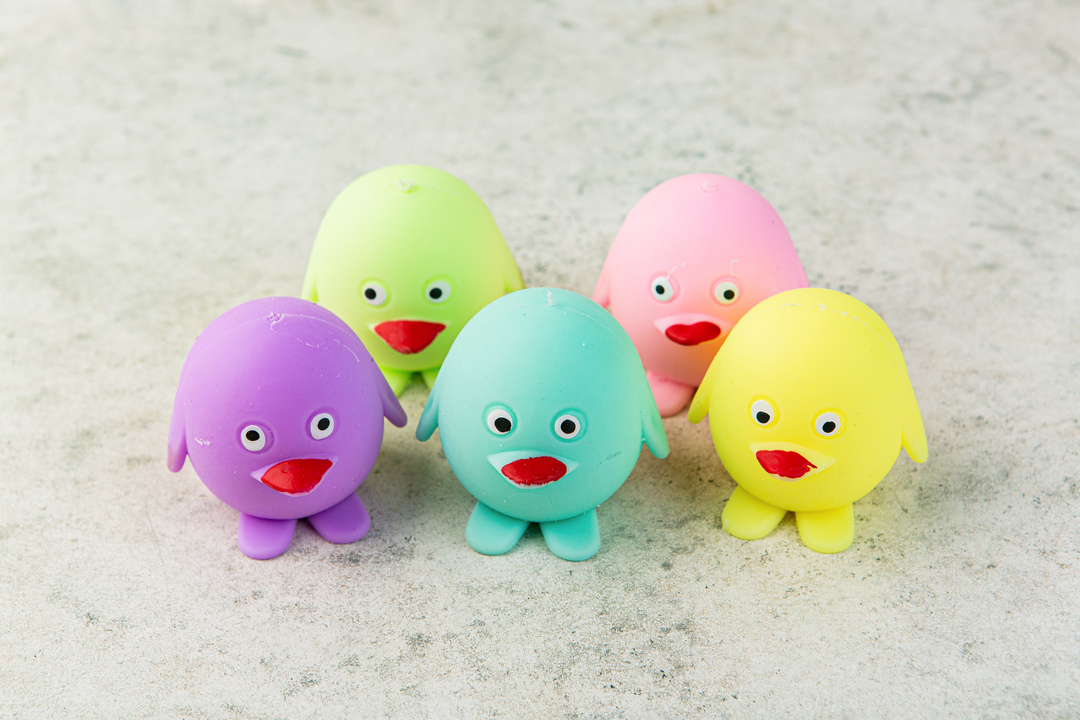 

Игрушка-антистресс Пингвин, 6 см.