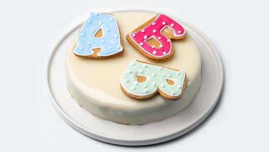 Торт Алфавит шоколадно-карамельный с арахисом 550г