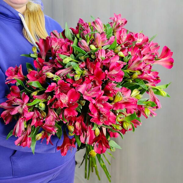 Букет из альстромерии №873