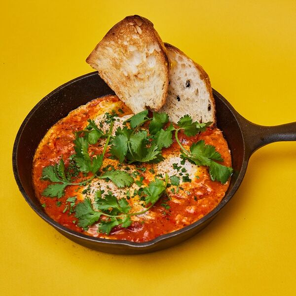 Шакшука из трех яиц