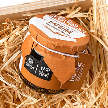 Варенье Наша Ферма из сосновых шишек