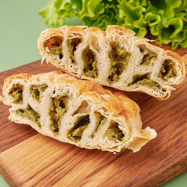 Улитка греческая со шпинатом и сыром