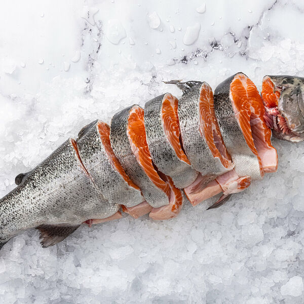 Форель Горная Остров Аквакультура потрошеная с головой 3+ охлажденная