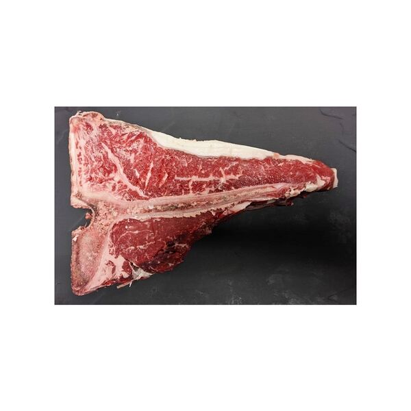 Клаб стейк на кости из мраморной говядины (top choice), Россия