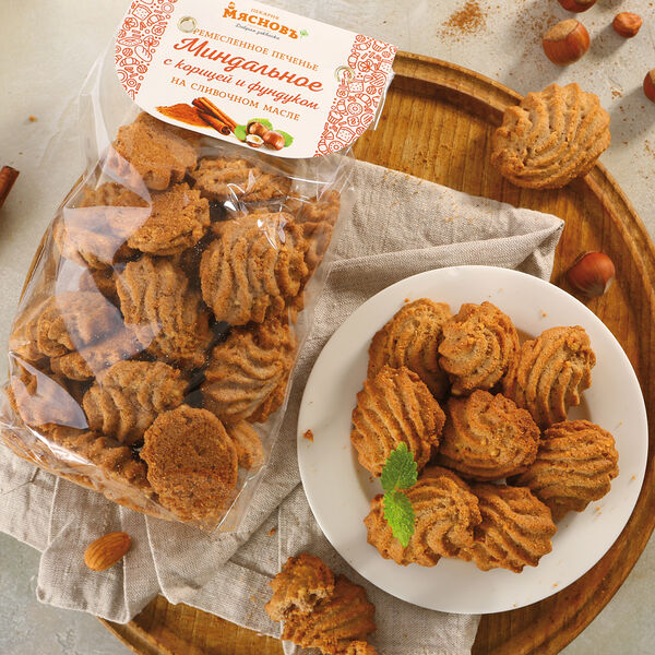 Печенье с корицей и фундуком МясновЪ Пекарня