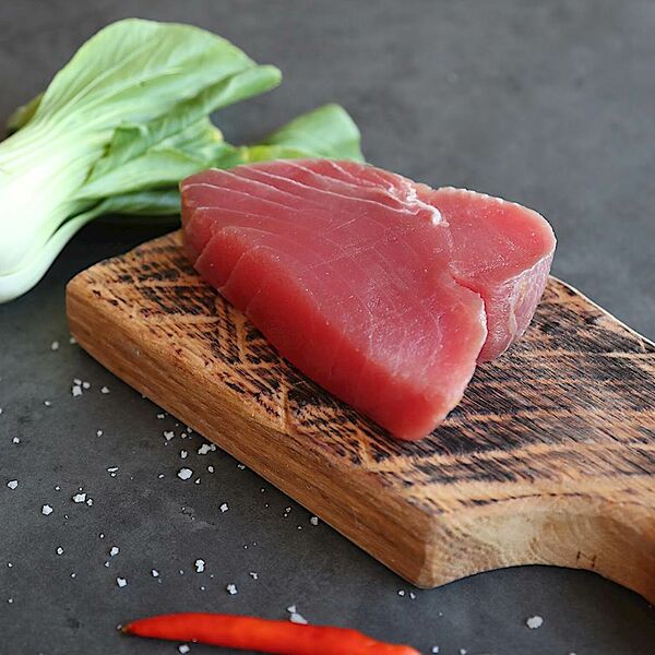 Стейки тунца без кожи, без кости свежемороженые