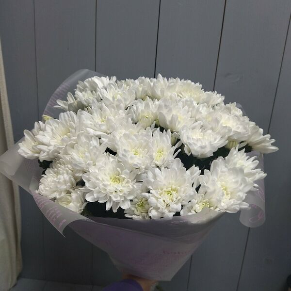 9 хризантем