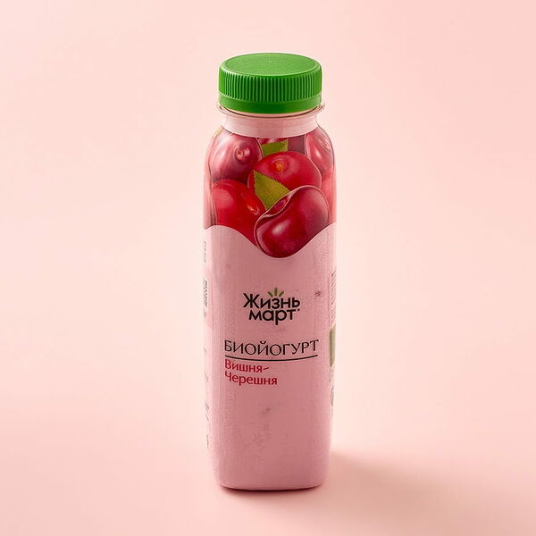 Биойогурт «Бифилайф» с вишней и черешней 2,5%