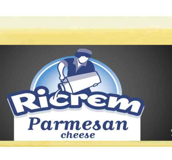 Сыр Пармезан Ricrem 42%