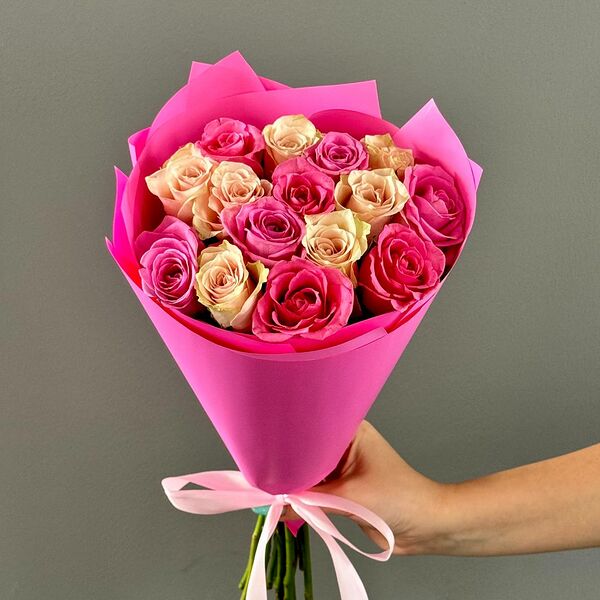 Букет из 15 роз Мечты Барби 40 см МП пленка